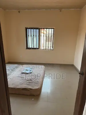 1bdrm Room & Parlour in Malejor for rent