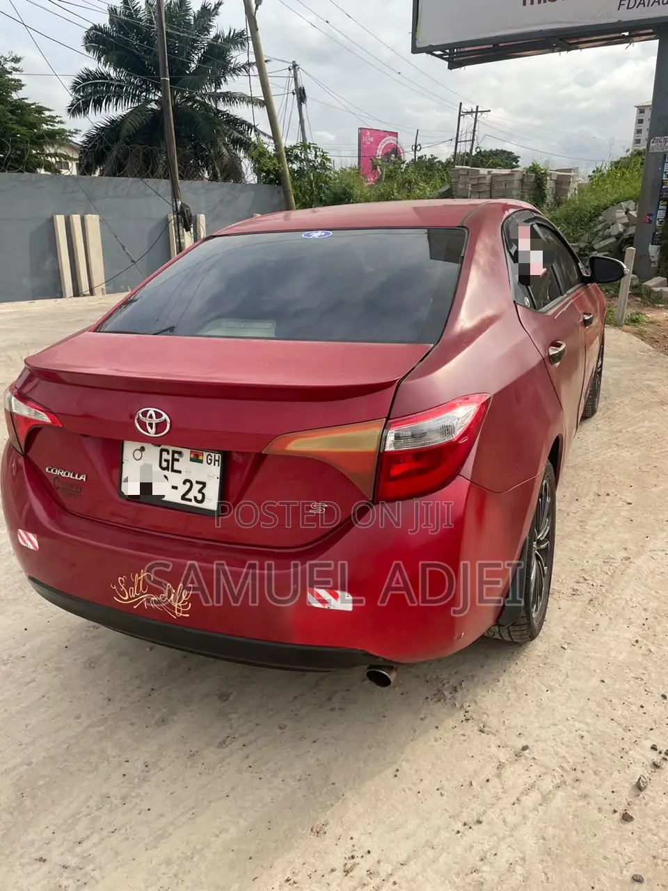 Toyota Corolla 2016 Red
