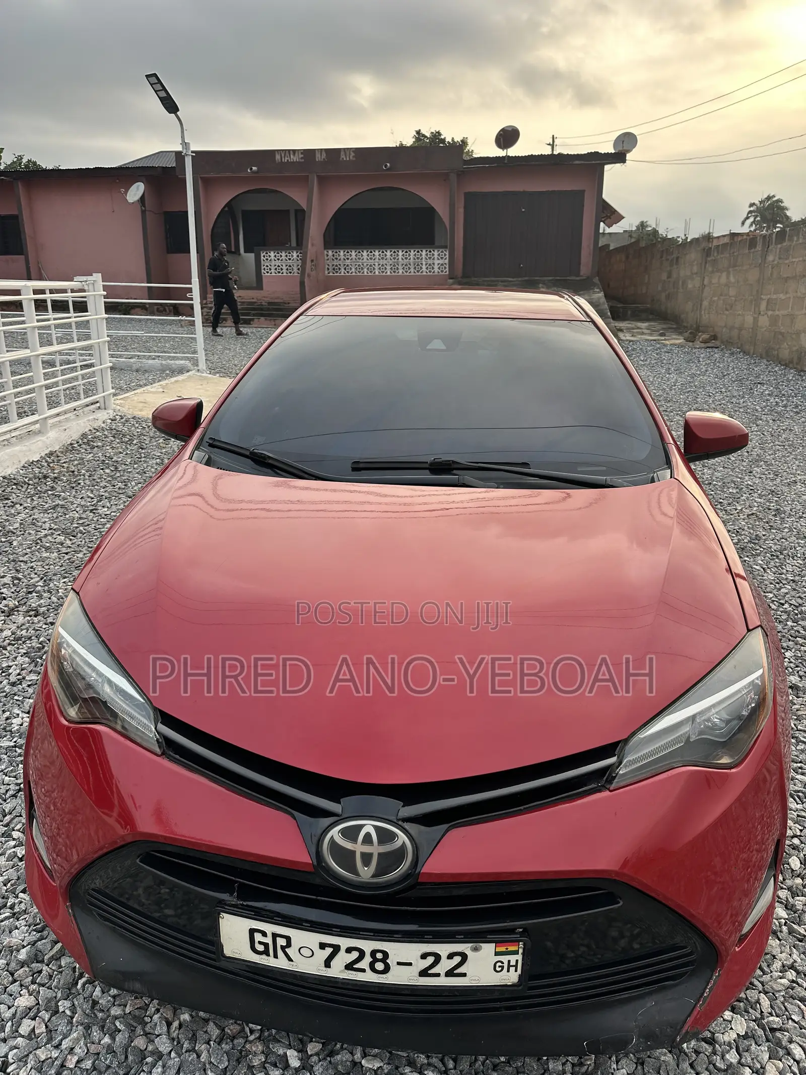Toyota Corolla LE Eco (1.8L 4cyl 2A) 2018 Red