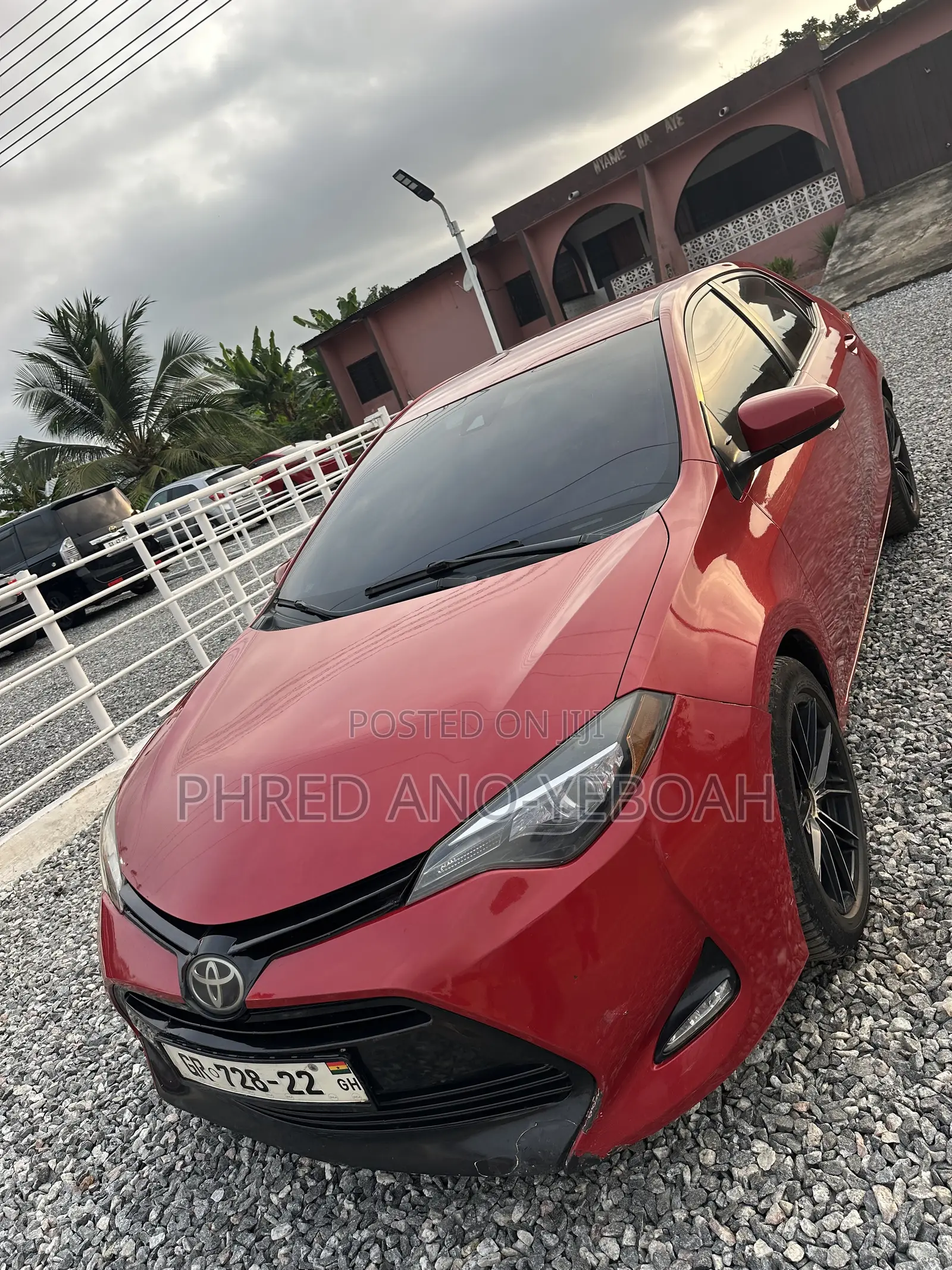 Toyota Corolla LE Eco (1.8L 4cyl 2A) 2018 Red