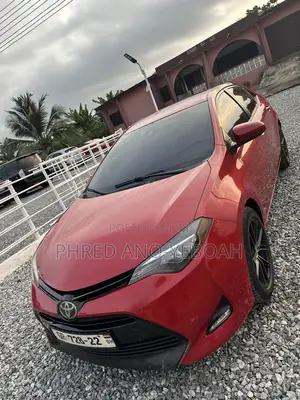 Toyota Corolla LE Eco (1.8L 4cyl 2A) 2018 Red