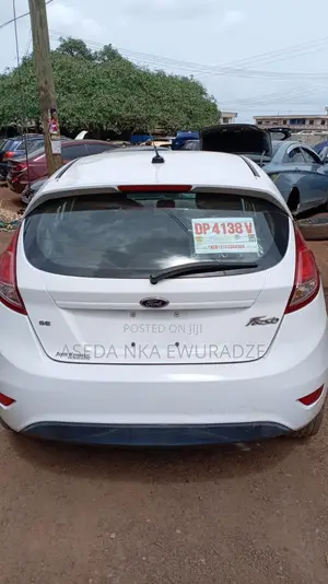 Ford Fiesta 2018 White