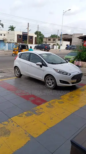 Ford Fiesta 2018 White