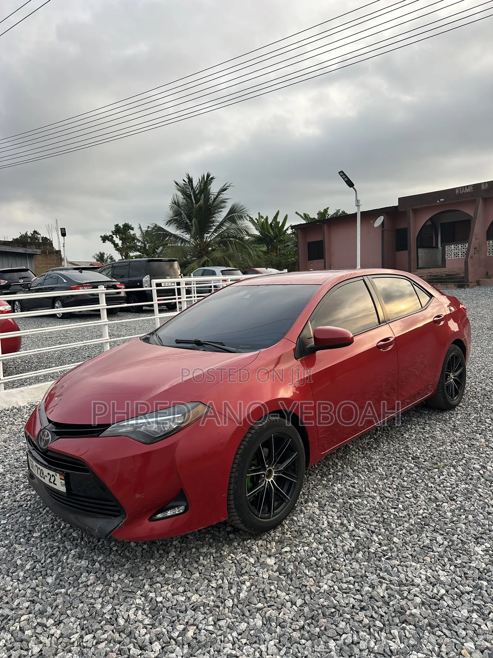 Toyota Corolla LE Eco (1.8L 4cyl 2A) 2018 Red