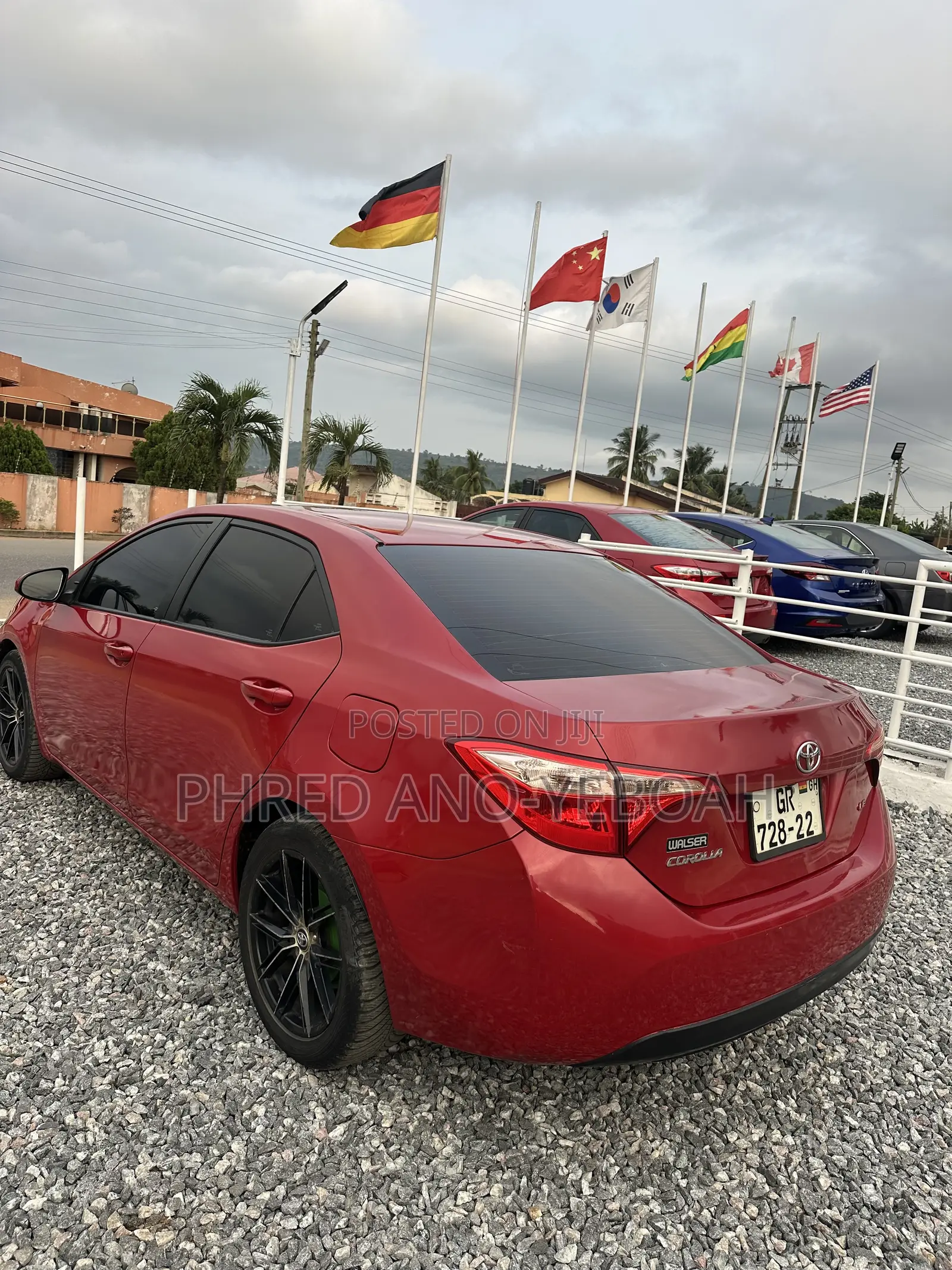 Toyota Corolla LE Eco (1.8L 4cyl 2A) 2018 Red