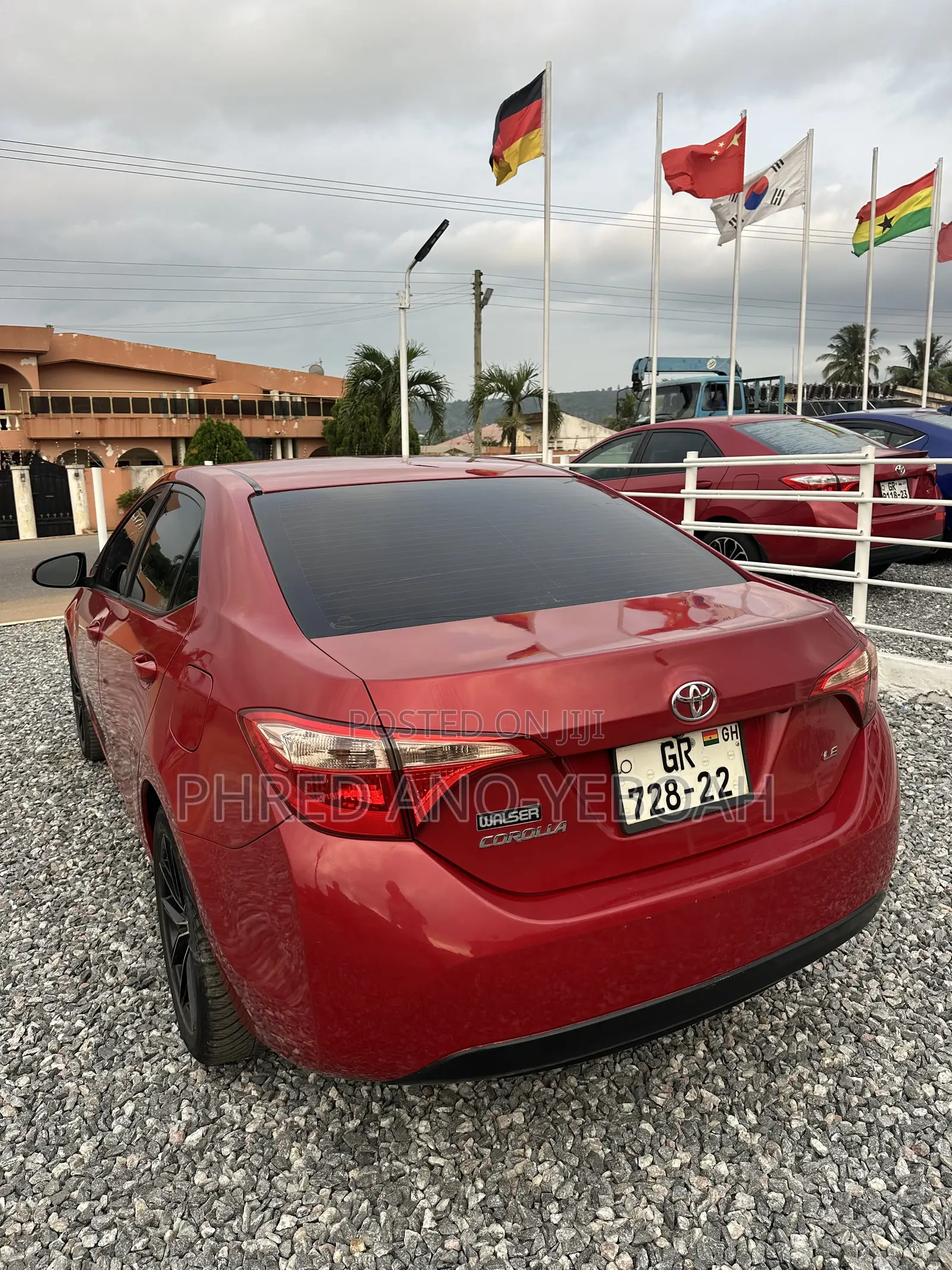 Toyota Corolla LE Eco (1.8L 4cyl 2A) 2018 Red