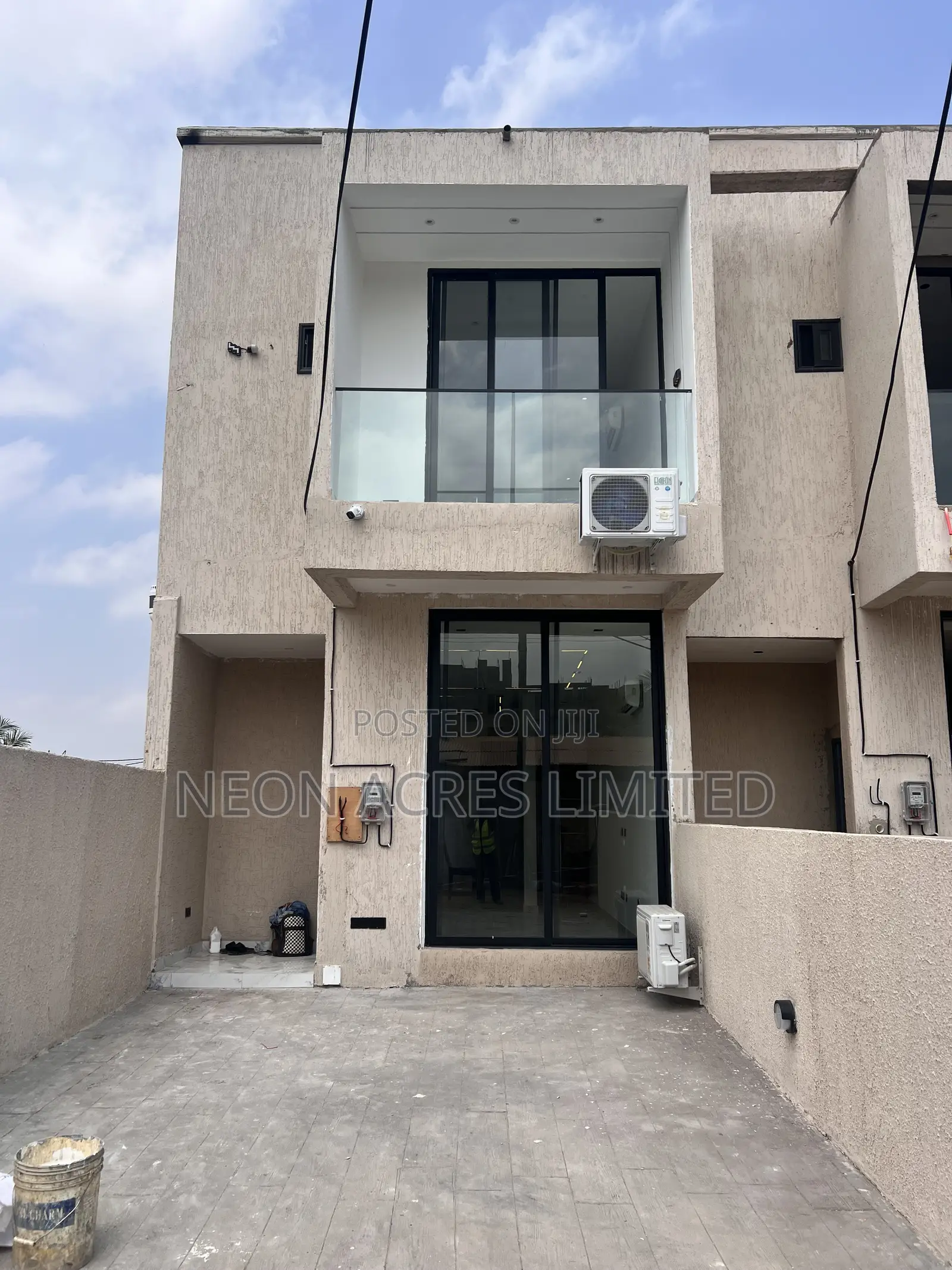 3bdrm House in Crystal Park, East Legon for sale