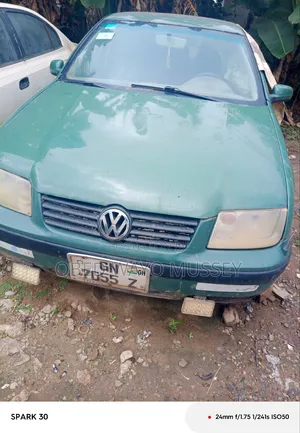 Volkswagen Jetta 2010 Green