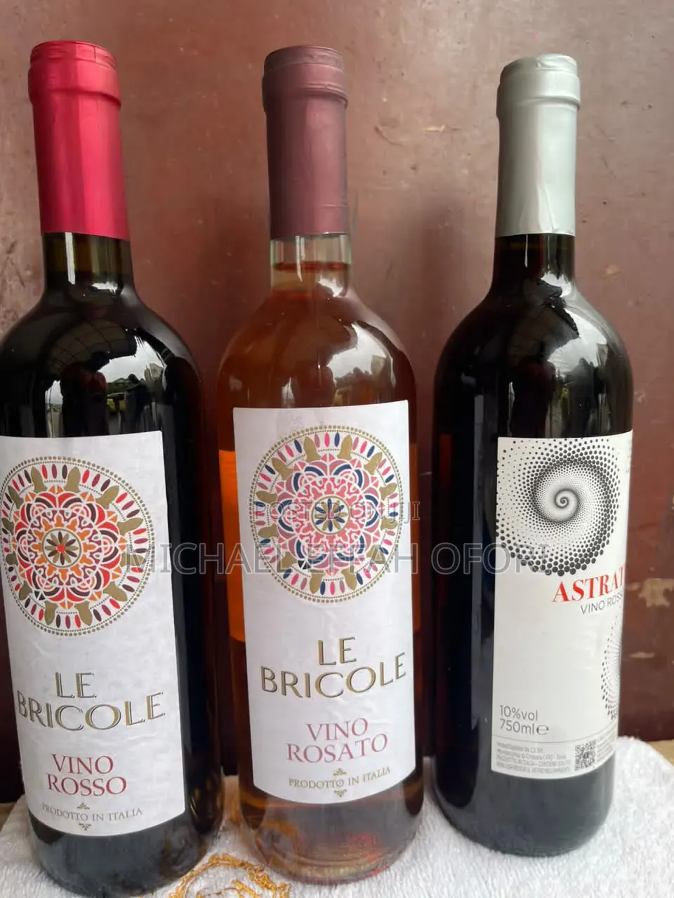Astratto Wine