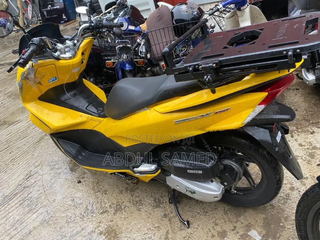 Honda 2020 Yellow
