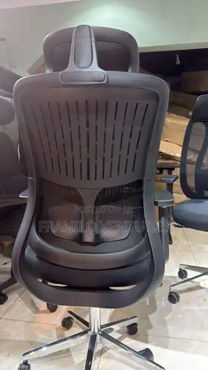 Office Chair With Armrest