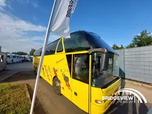 Bus 2003 Yellow