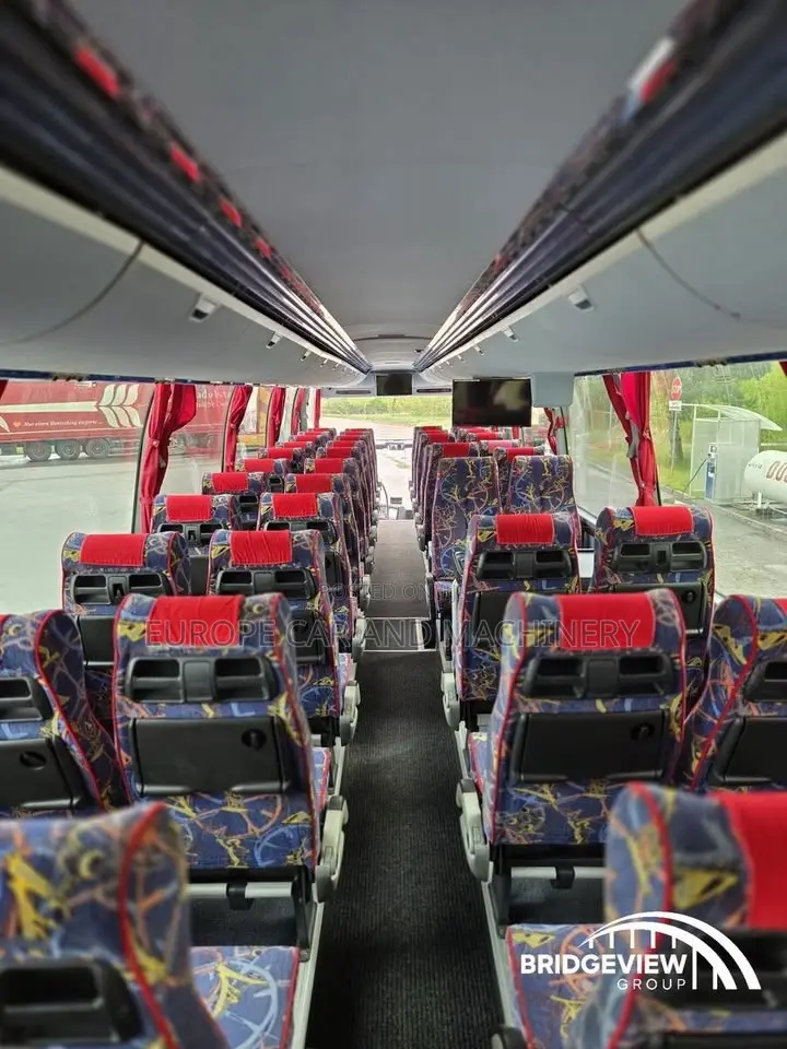 Bus 2003 Yellow