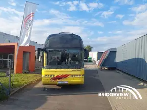 Bus 2003 Yellow