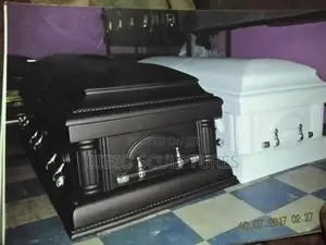 Royal Elegance Classic Casket