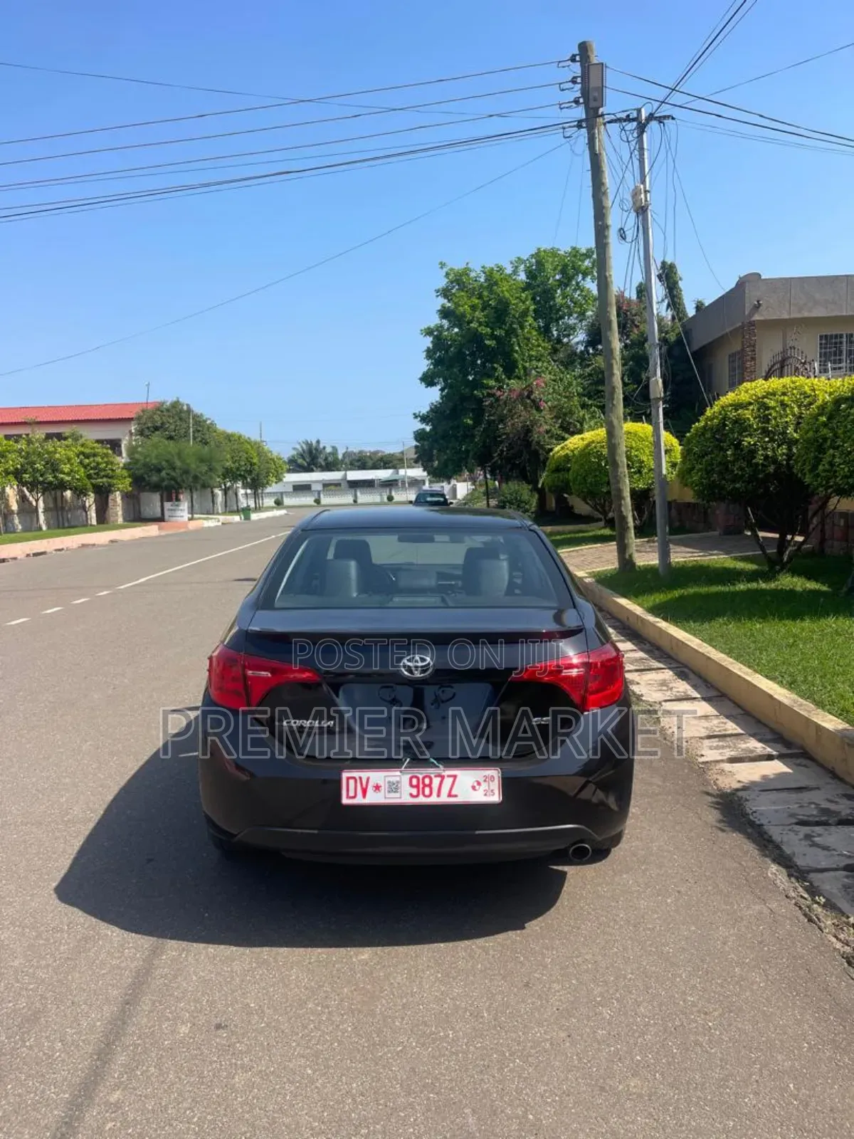 Toyota Corolla SE (1.8L 4cyl 2A) 2018 Black