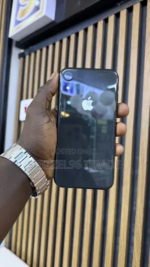 Apple iPhone XR 64 GB Black