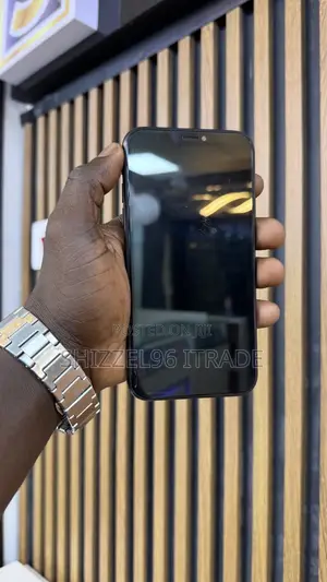 Apple iPhone XR 64 GB Black