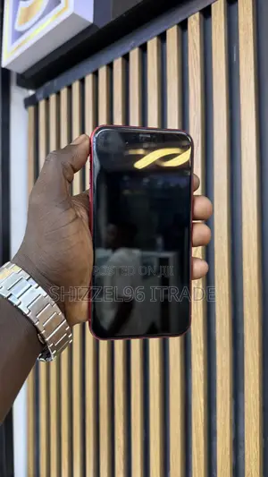 Apple iPhone 11 64 GB Red