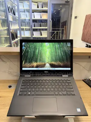 Laptop Dell Latitude 3390 2-in-1 8GB Intel Core i5 SSD 256GB