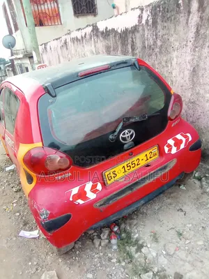 Toyota Aygo 2012 Red