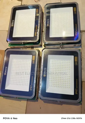 Q C Wolves Flood Light 200watt
