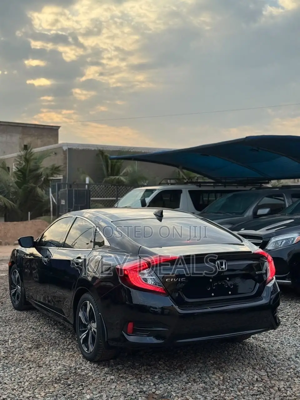 Honda Civic Touring 4dr Sedan (1.5L 4cyl) 2016 Black