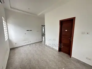 2bdrm Apartment in Adjiringanor, Adjiriganor for rent