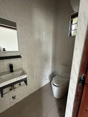 2bdrm Apartment in Adjiringanor, Adjiriganor for rent