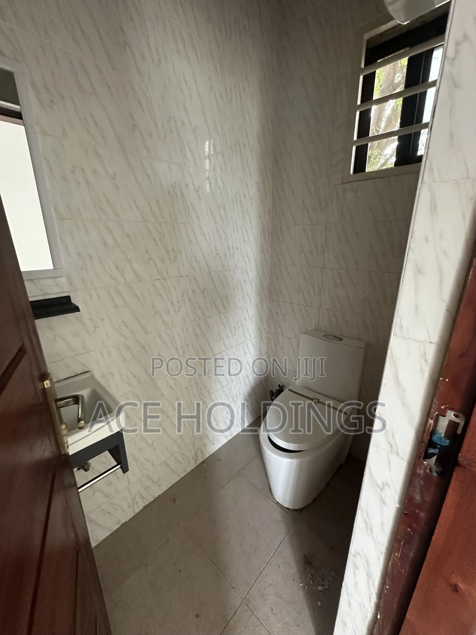 2bdrm Apartment in Adjiringanor, Adjiriganor for rent