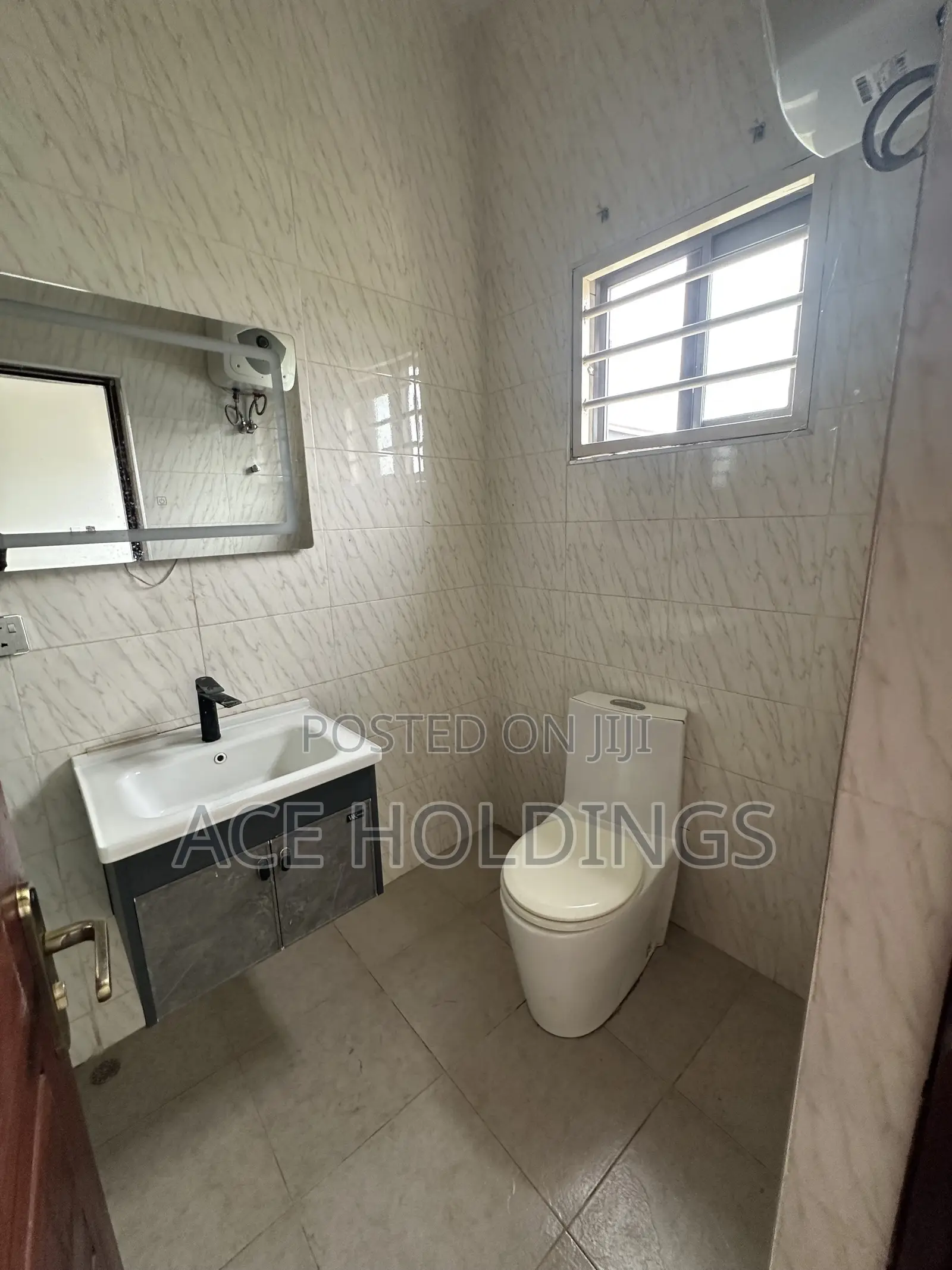 2bdrm Apartment in Adjiringanor, Adjiriganor for rent