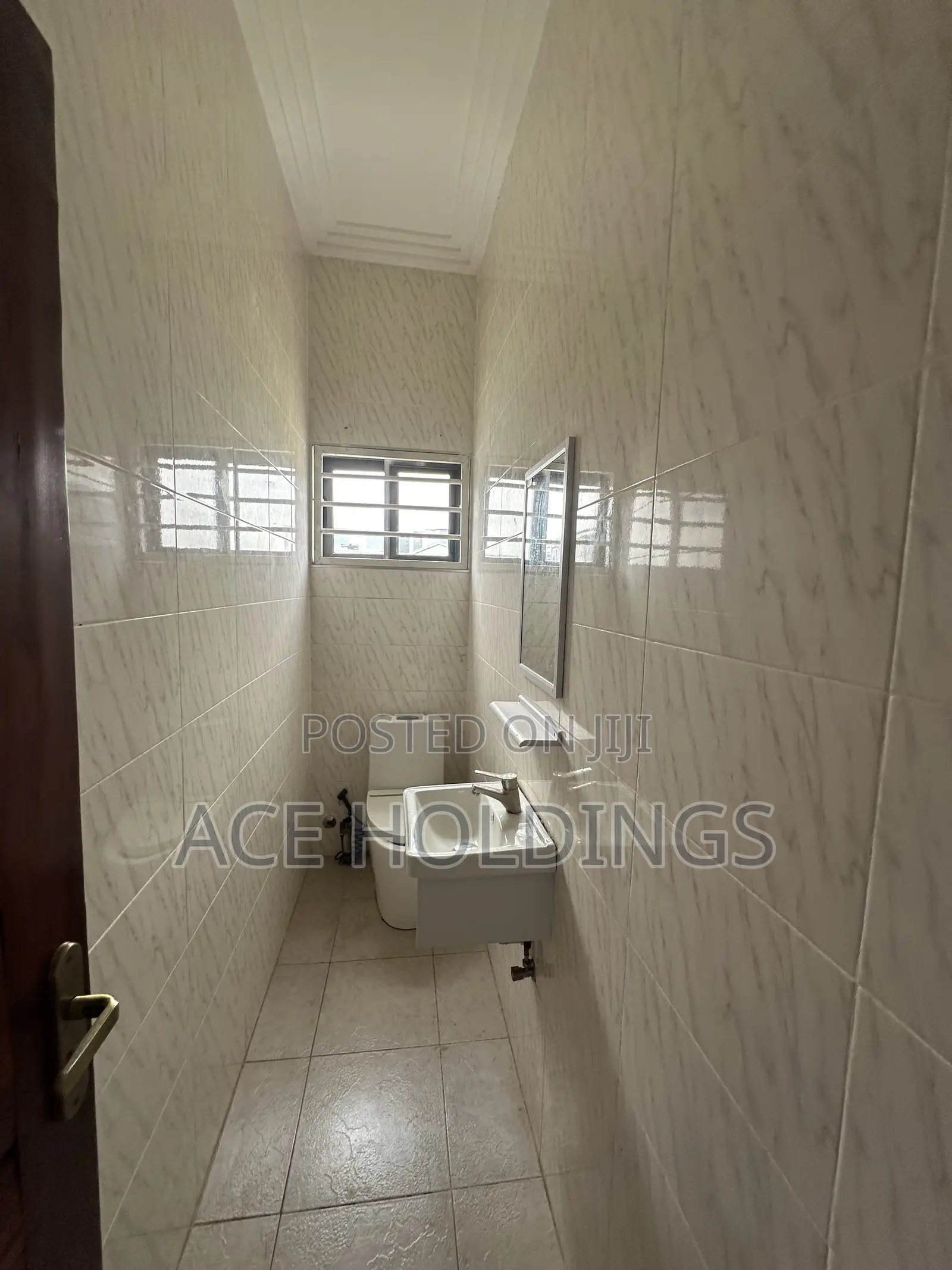 2bdrm Apartment in Adjiringanor, Adjiriganor for rent