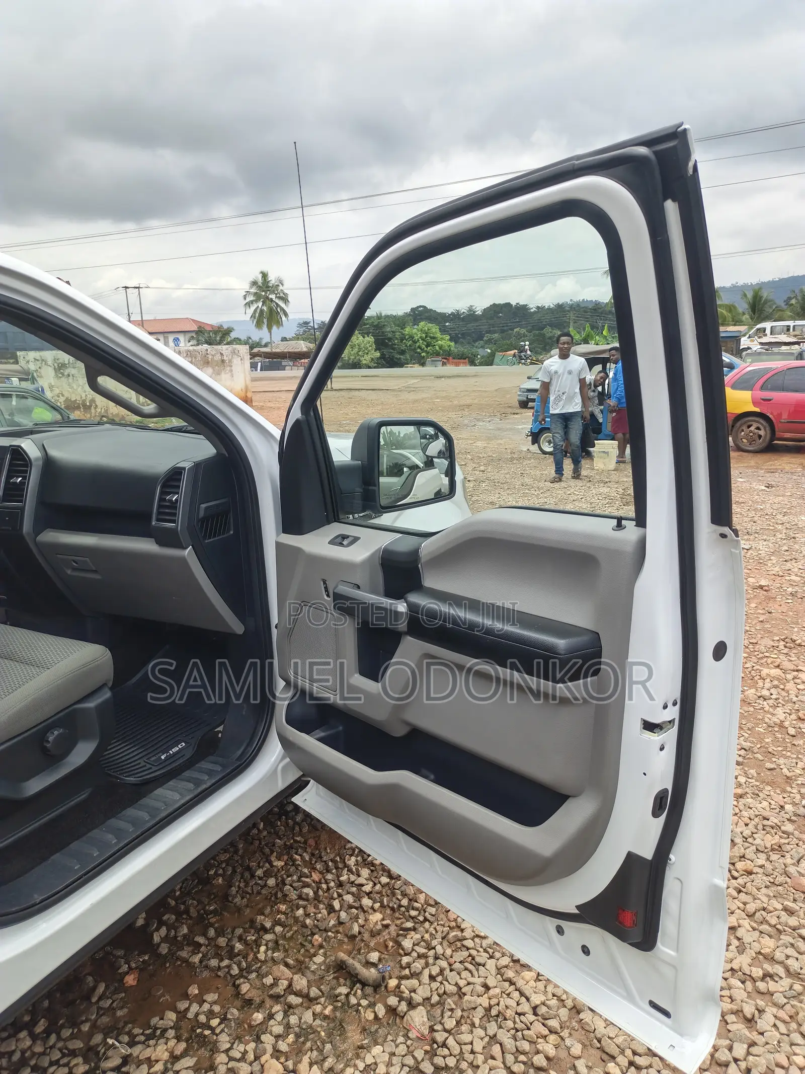 Ford F-150 XLT 4x4 Regular Cab Styleside 8 ft. box 141 in. WB 2018