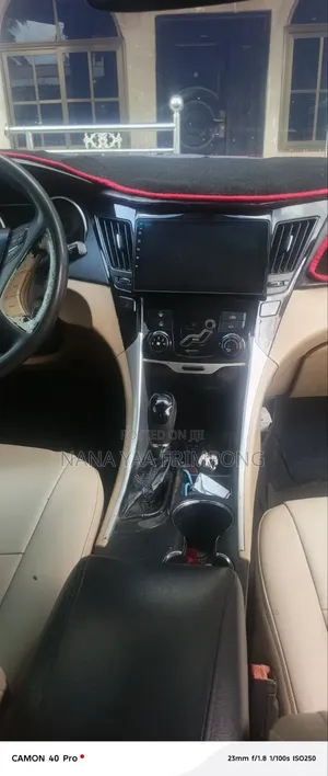 Hyundai Sonata 2011 Black