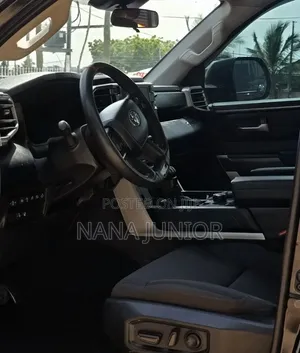 Toyota Tundra 2024 Black