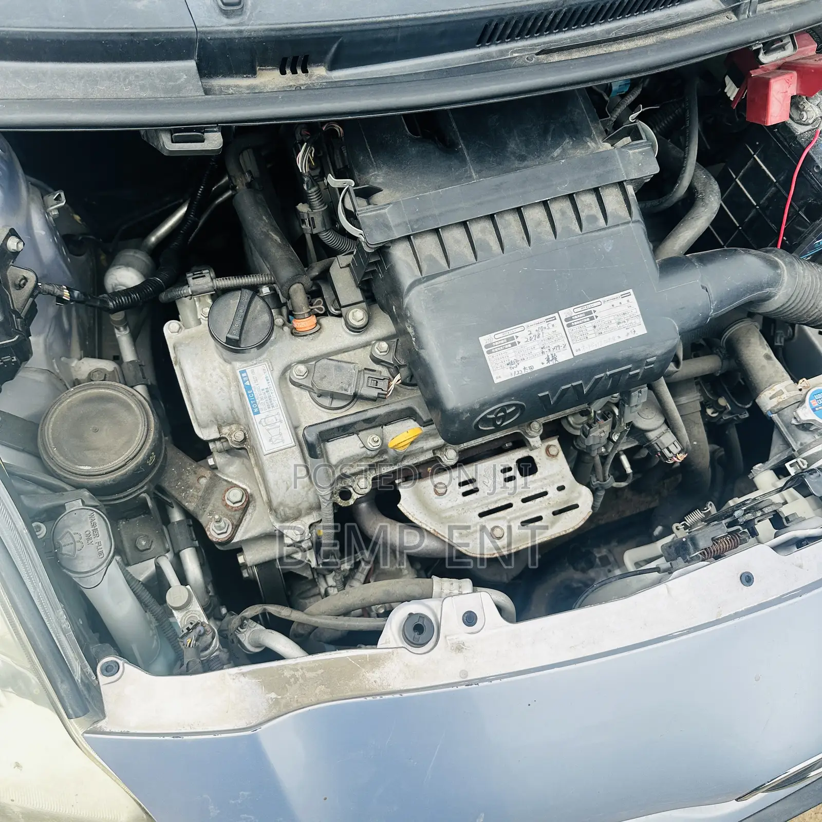 Toyota Vitz 1.3 FWD 5dr 2010 Gray