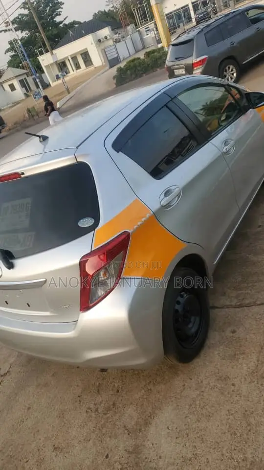 Toyota Vitz 2014