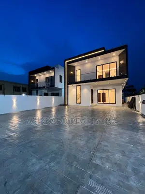 5bdrm Duplex in Estate Prime, Spintex for sale