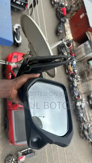 2016 Honda Civic Passenger’s Side Mirror