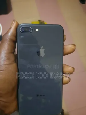 Apple iPhone 8 Plus 64 GB Gray