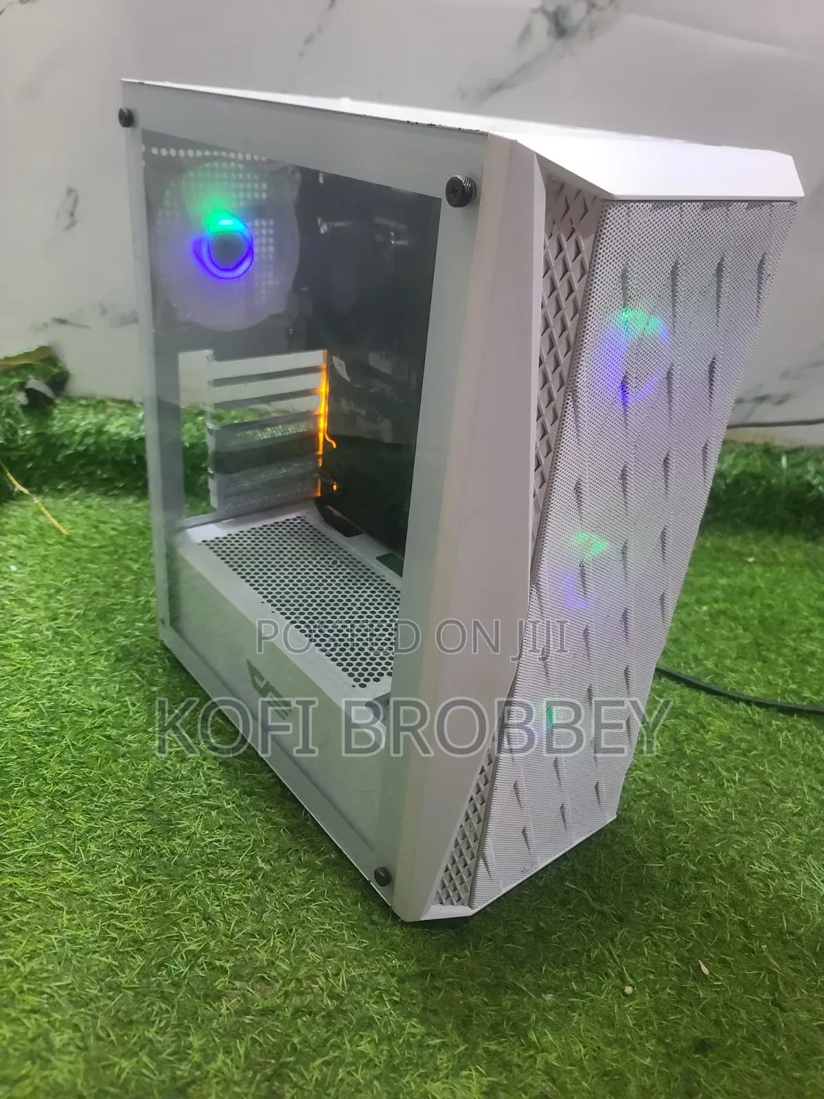 Gigabyte GA-H110MSTX-HD3-ZK 8GB Intel Core 5 HDD+SSD 128GB