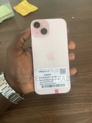 Apple iPhone 15 128 GB Pink