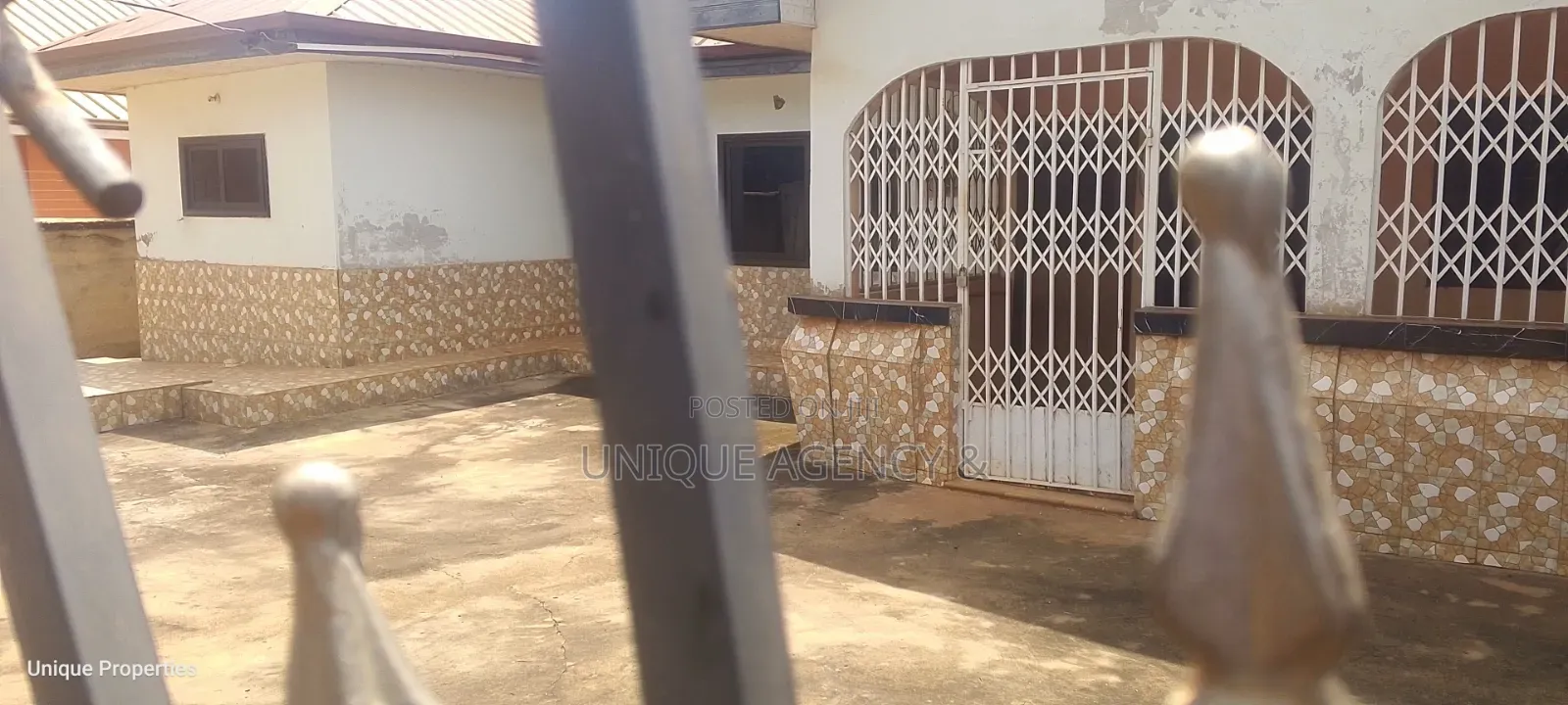 4bdrm Bungalow in Pentecost for rent