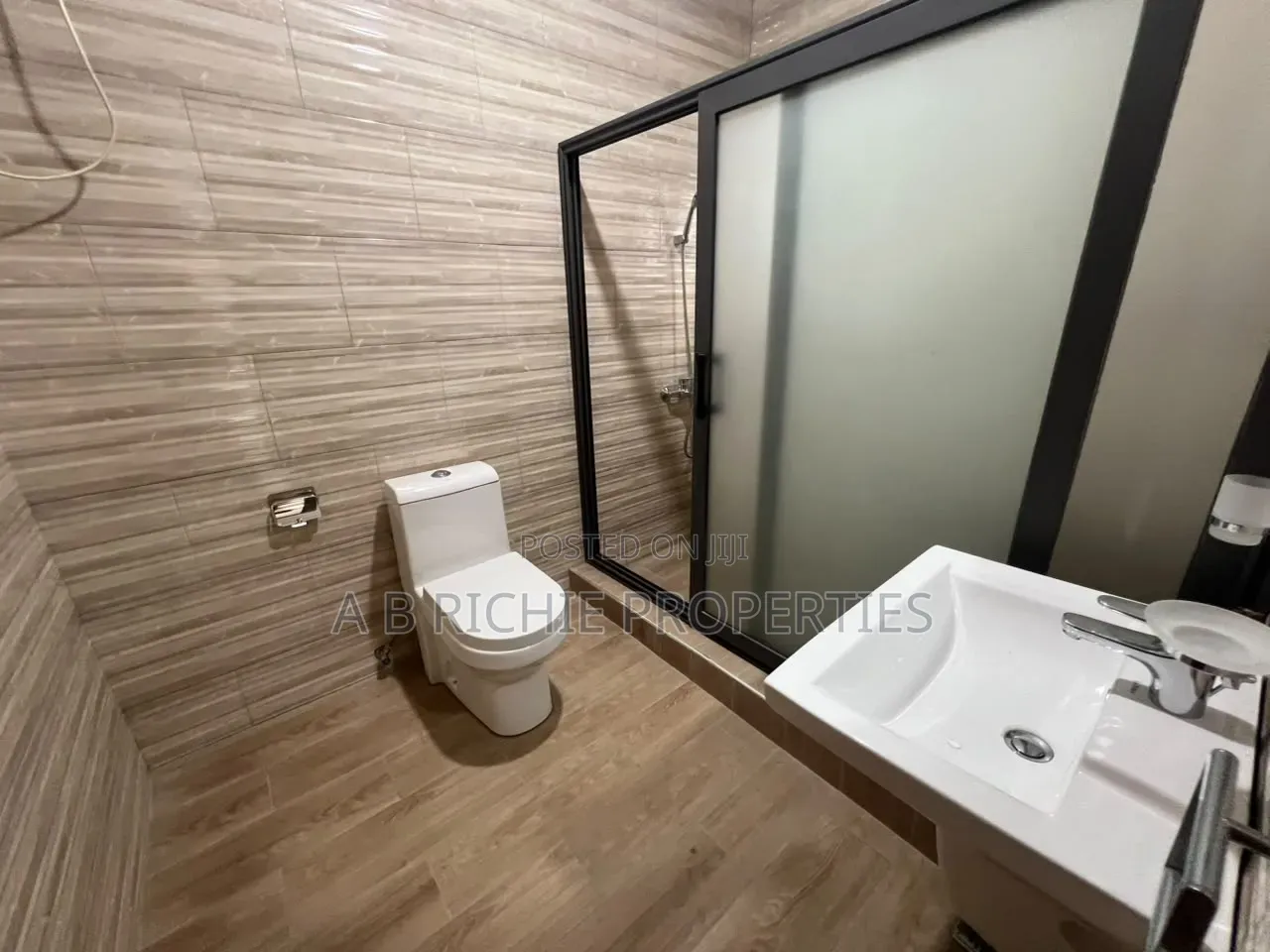 4bdrm House in Ab Richie Properties, Tseaddo for rent