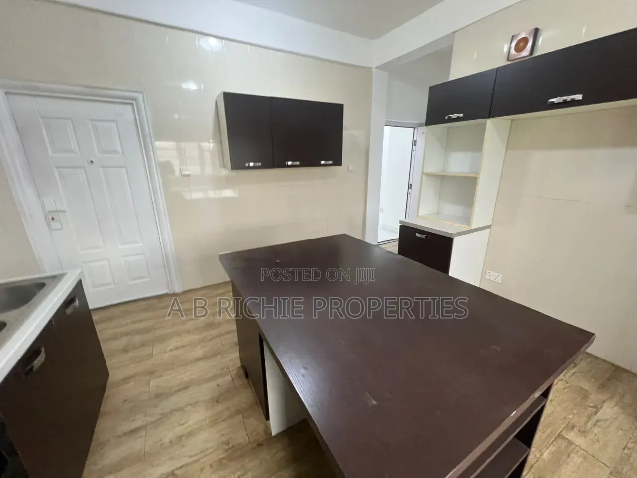3bdrm Apartment in Ab Richie Properties, Tseaddo for rent