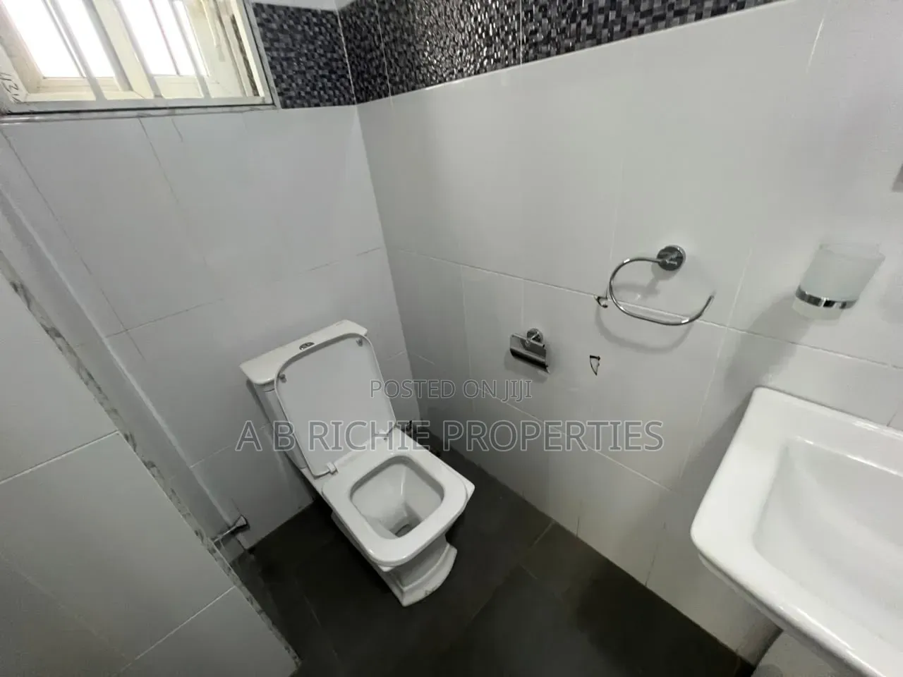 3bdrm Apartment in Ab Richie Properties, Tseaddo for rent