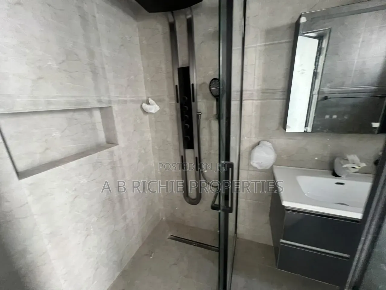 4bdrm House in Ab Richie Properties, Tseaddo for sale