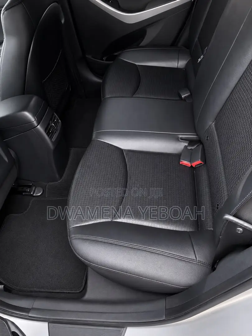 Hyundai Avante 2016 Silver