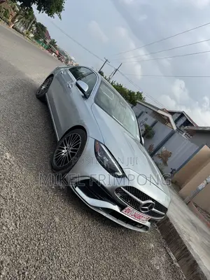 Mercedes-Benz C300 2022 Silver