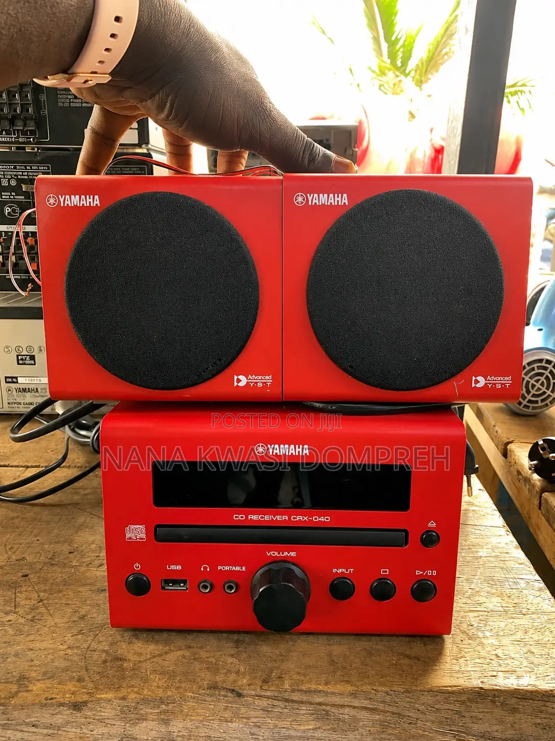 UK Yamaha's McR-040 Is an Excellent System, FM Radio,Pen Drive, CD,